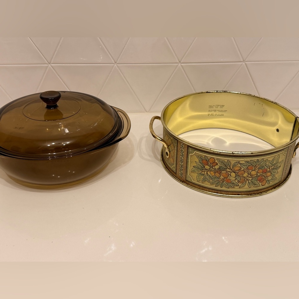 Vintage Pyrex Amber Brown Casserole Dish w‎ Lid + Metal Serving Ring 1960s USA